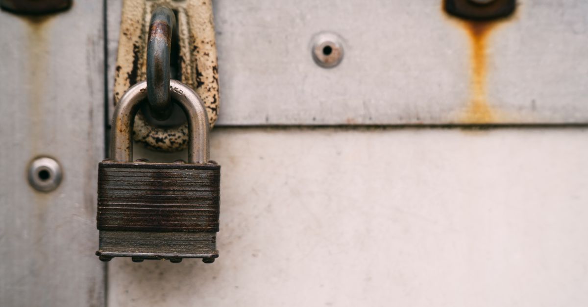 locksmith service technician — Safe Hands Locksmiths