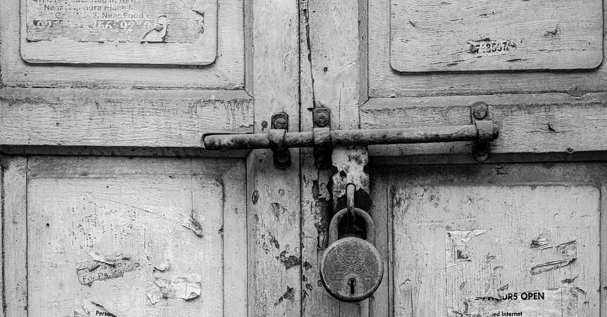 home security lock door — Safe Hands Locksmiths