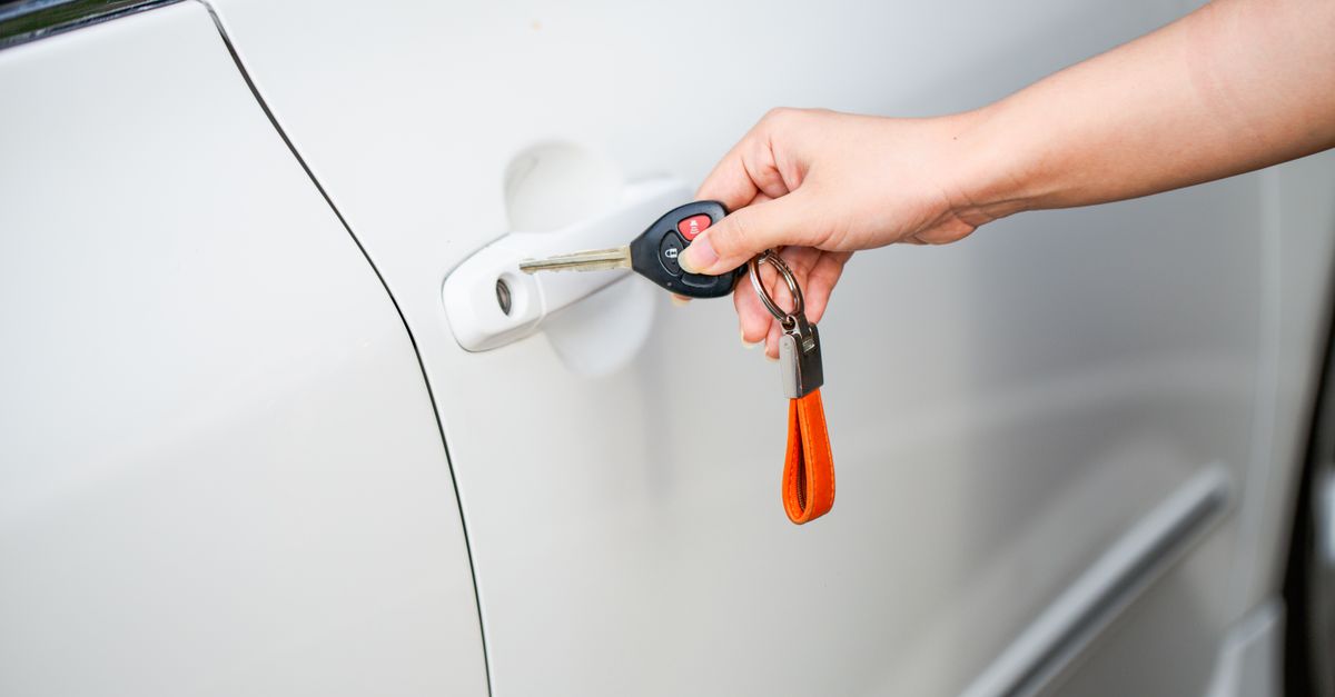 key maker professional — Safe Hands Locksmiths