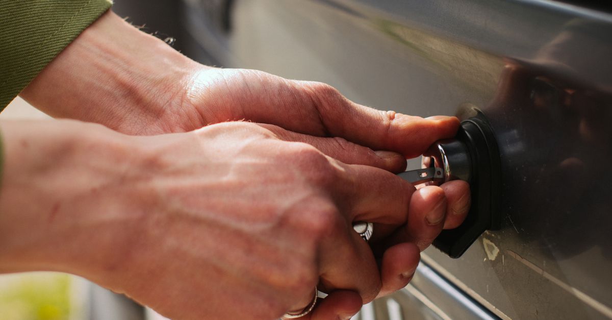 key maker professional — Safe Hands Locksmiths