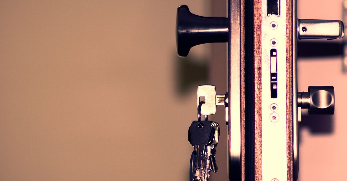 Emergency Commercial Locksmith: Getting Your Business Back Open — Safe Hands Locksmiths